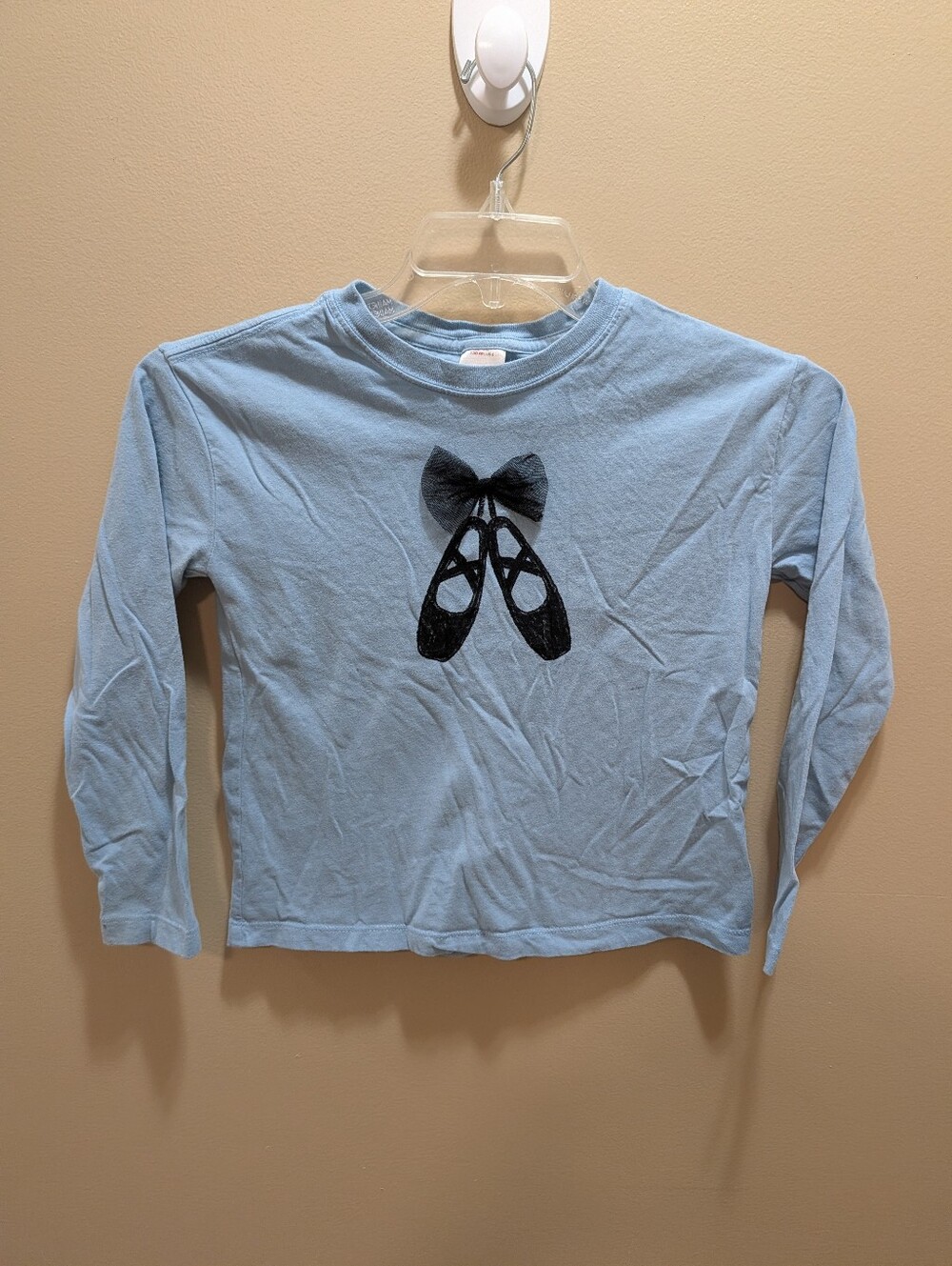Hanna Andersson Light Blue Long Sleeve Tee with Black Ballet Slippers
